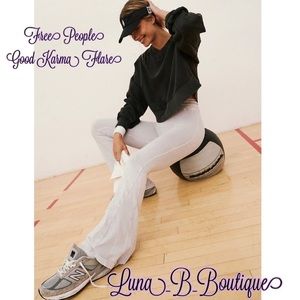 🆕⚡️Free People Good Karma Flare Leggings⚡️